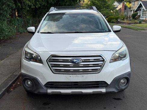 Used 2017 Subaru Outback 3.6R Limited image 4