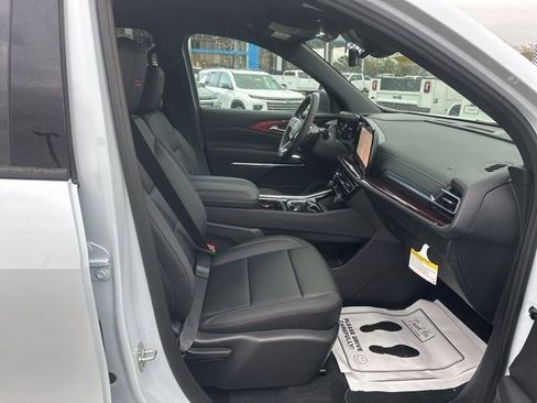 New 2026 Chevrolet Traverse Z71 w/ Driver Confidence Package AWD/4WD image 32