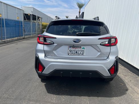 Certified 2025 Subaru Crosstrek 2.5i Premium AWD/4WD image 5