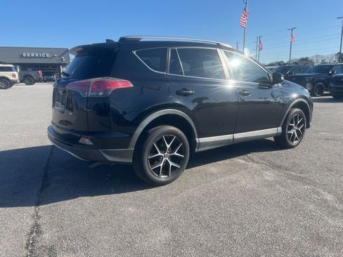 Used 2017 Toyota RAV4 SE w/ Power Extra Value Package image 7