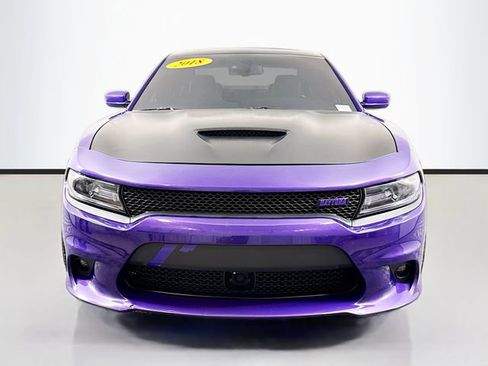 Used 2018 Dodge Charger R/T image 2