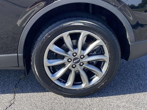 Used 2021 Lincoln Corsair AWD w/ Premium Package image 9