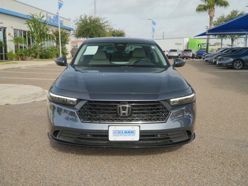 Used 2024 Honda Accord EX-L image 2