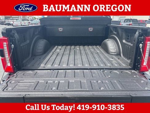 Used 2024 Ford F250 Lariat w/ Lariat Ultimate Package AWD/4WD image 12