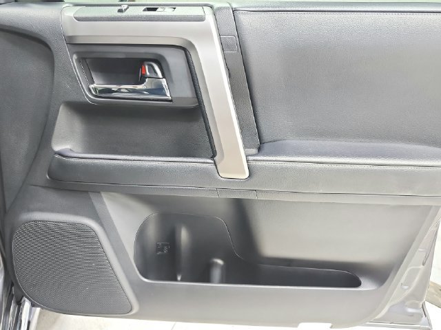 Used 2021 Toyota 4Runner Limited RWD image 51