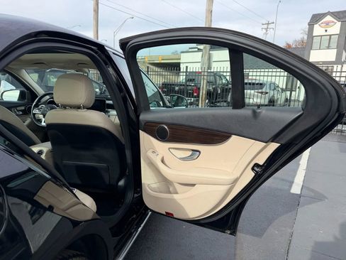 Used 2019 Mercedes-Benz C 300 4MATIC Sedan image 24