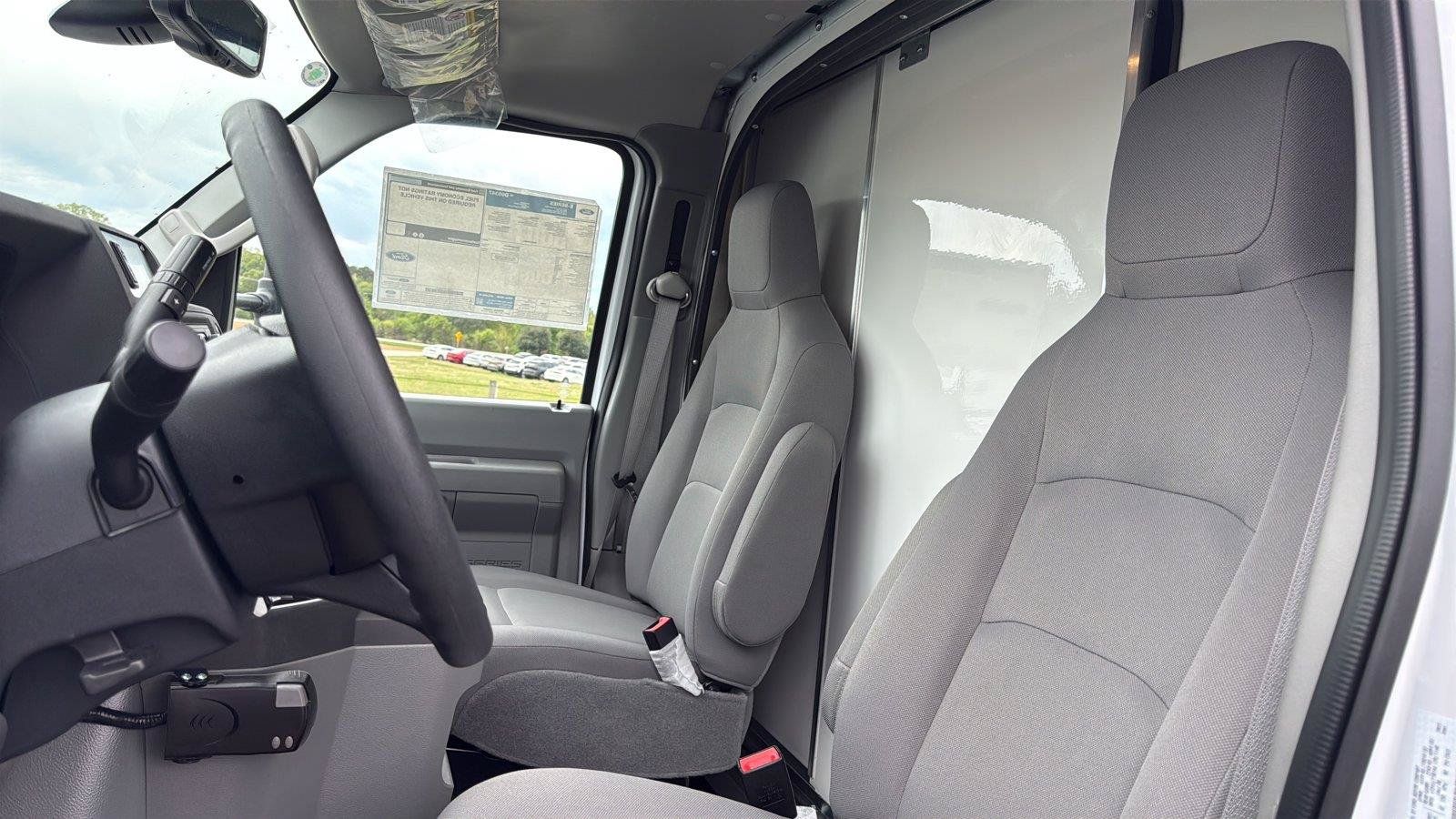 New 2027 Ford E-350 and Econoline 350 Super Duty w/ Power Equipment Group RWD image 10