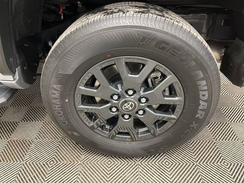 Used 2025 Toyota 4Runner SR5 image 35