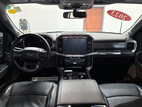 Used 2023 Ford F150 Lariat w/ Trailer Tow Package image 45
