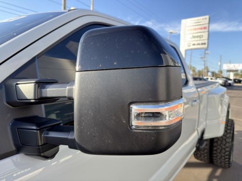 Used 2025 Ford F450 Lariat image 11