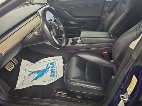 Used 2018 Tesla Model 3 Performance image 7