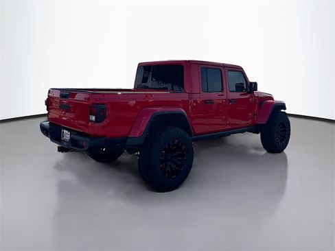 Used 2025 Jeep Gladiator Nighthawk image 7