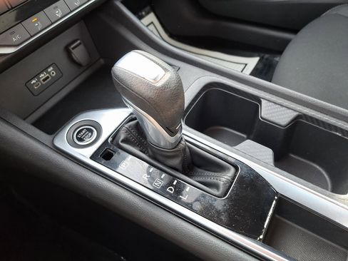 Used 2022 Nissan Sentra SV image 20