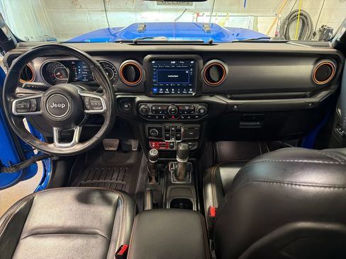 Used 2021 Jeep Gladiator Mojave AWD/4WD image 5