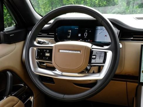 New 2026 Land Rover Range Rover Long Wheelbase SE AWD/4WD image 20