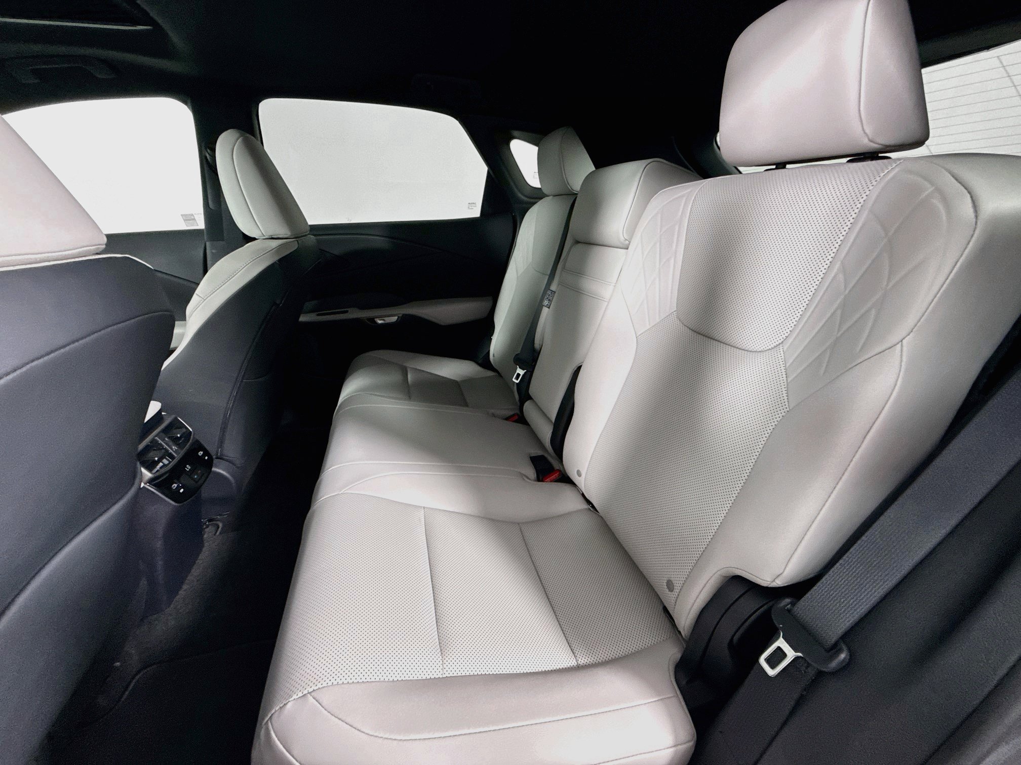 Certified 2025 Lexus RX 350 F Sport w/ Convenience Package FWD image 22