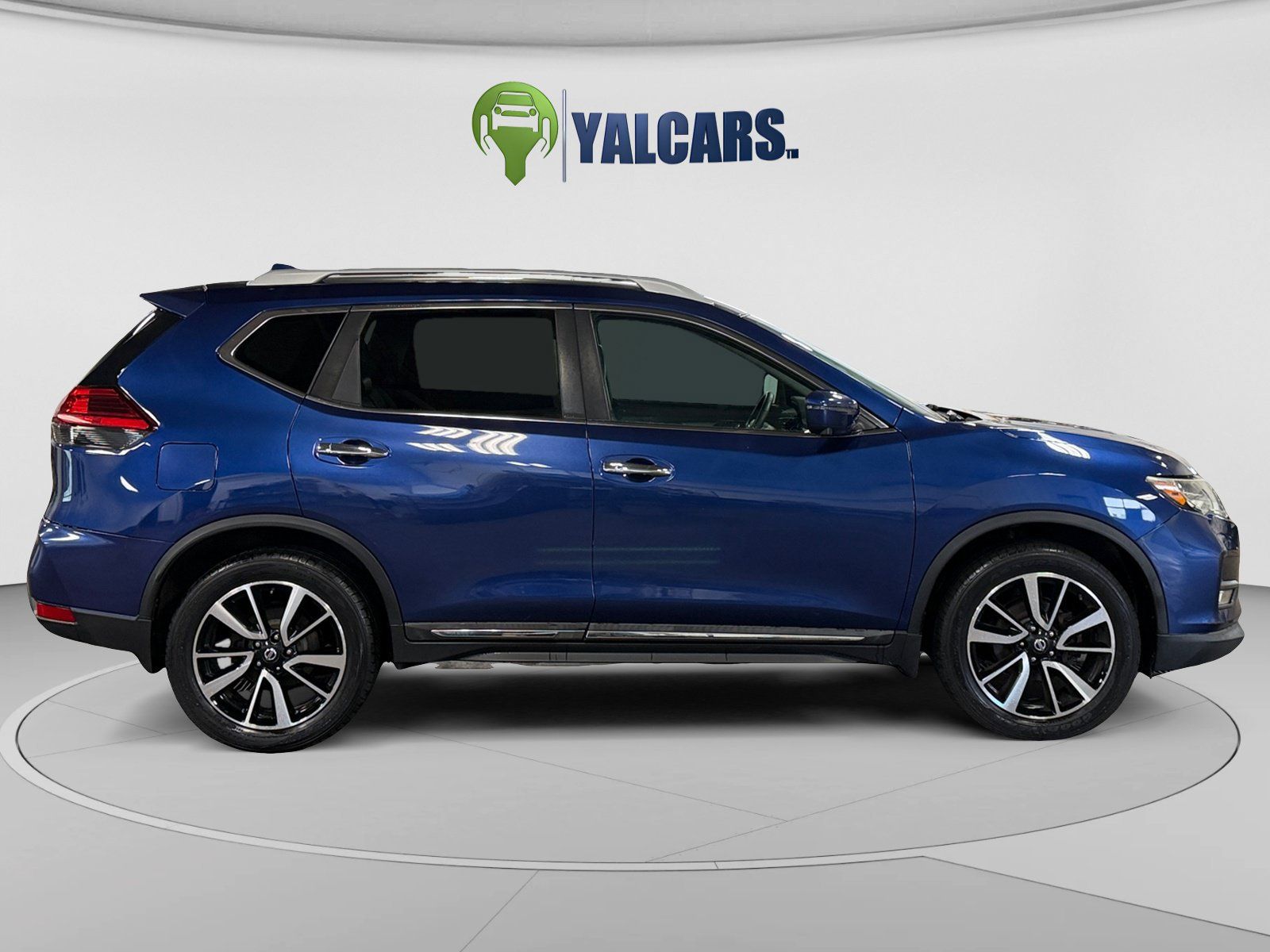 Used 2017 Nissan Rogue S AWD/4WD image 6