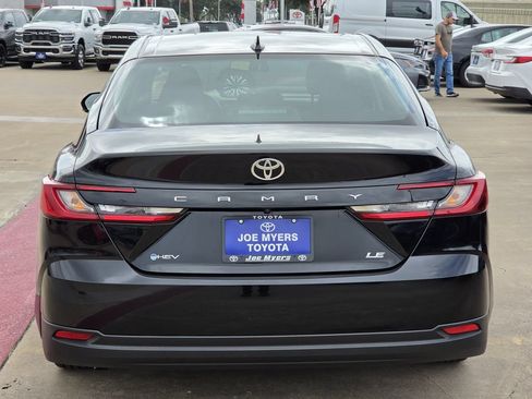 Used 2026 Toyota Camry LE FWD image 8