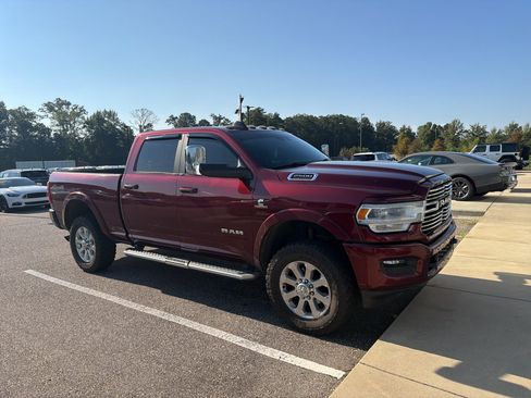 Used 2021 RAM 2500 Laramie AWD/4WD image 3