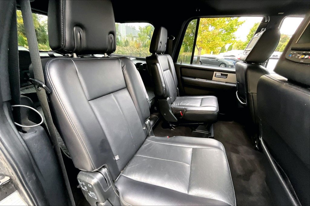 Used 2015 Ford Expedition EL XLT w/ Equipment Group 202A AWD/4WD image 29