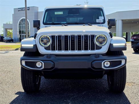 New 2026 Jeep Wrangler Unlimited Sahara AWD/4WD image 2