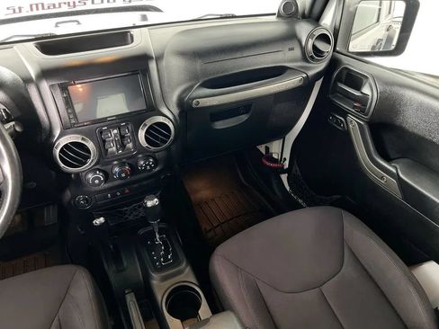 Used 2013 Jeep Wrangler Unlimited Sport AWD/4WD image 21
