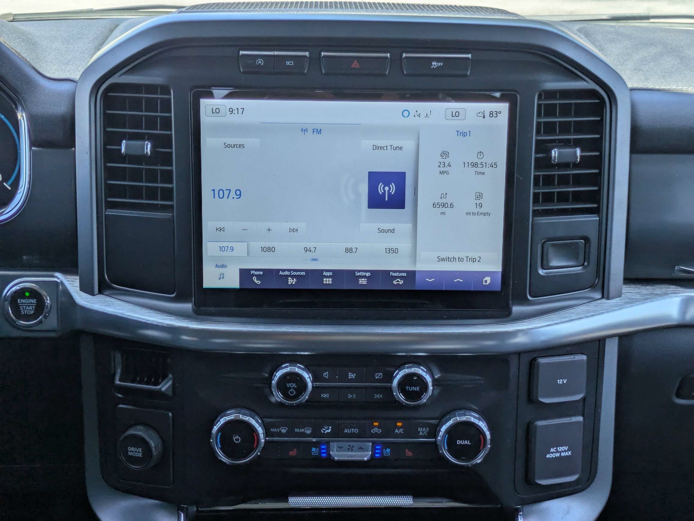 Used 2022 Ford F150 Lariat RWD image 4