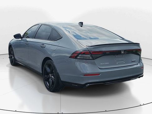 Used 2025 Honda Accord Sport image 8