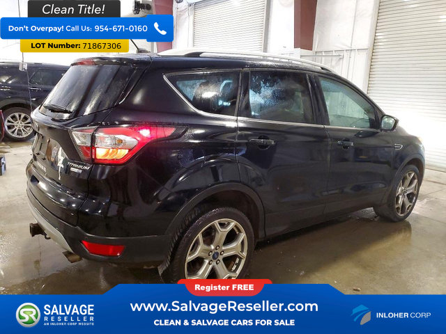 Used 2017 Ford Escape Titanium AWD/4WD image 4
