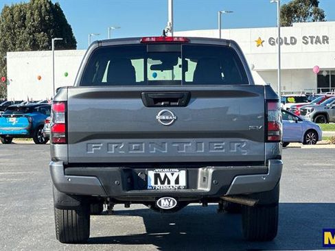 Used 2023 Nissan Frontier SV w/ SV Convenience Package image 5