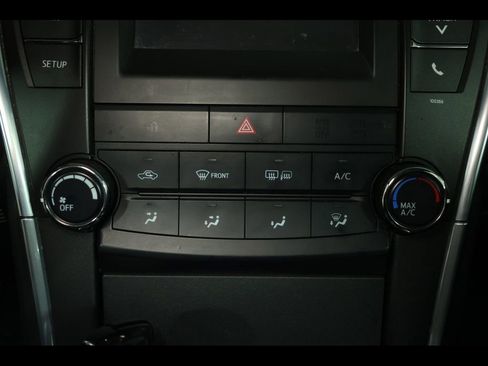 Used 2015 Toyota Camry SE image 20