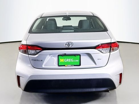 Used 2024 Toyota Corolla LE FWD image 8