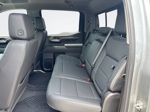 Used 2025 Chevrolet Silverado 1500 RST w/ Convenience Package II AWD/4WD image 22