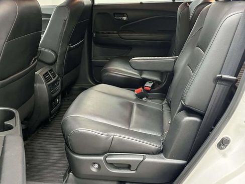 Used 2021 Honda Pilot Elite image 18
