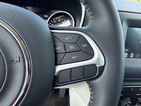 Used 2019 Jeep Compass Latitude w/ Popular Equipment Group image 29