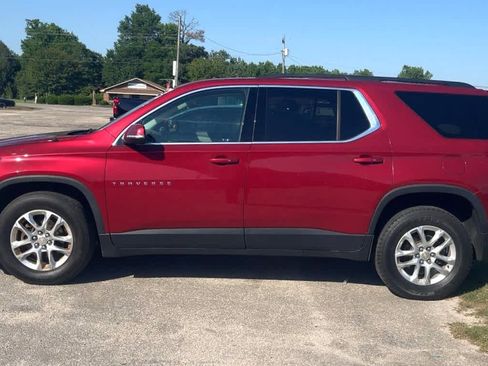 Used 2019 Chevrolet Traverse LT AWD/4WD image 7
