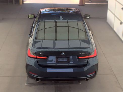 Used 2025 BMW 330i xDrive Sedan AWD/4WD image 6