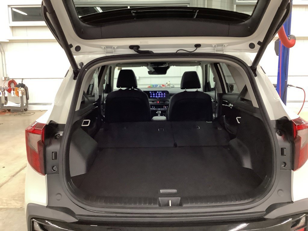 Certified 2026 Kia Seltos SX w/ SX Sunroof Package AWD/4WD image 19