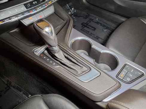 Used 2020 Cadillac CT4 Premium Luxury RWD image 5