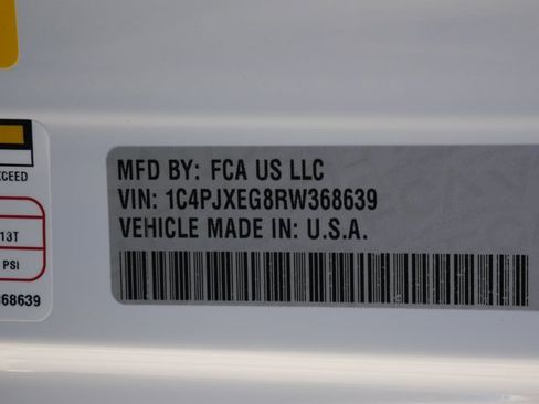 Used 2024 Jeep Wrangler Sahara w/ Technology Group image 29