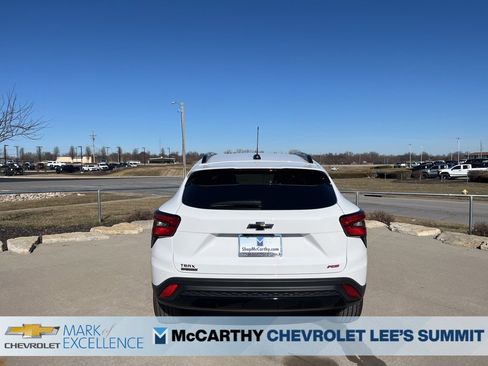New 2026 Chevrolet Trax RS w/ Sunroof Package image 7