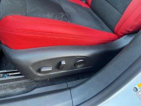 Used 2024 Chevrolet Blazer EV RS image 17