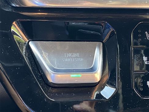 Used 2023 GMC Sierra 1500 Denali Ultimate image 23