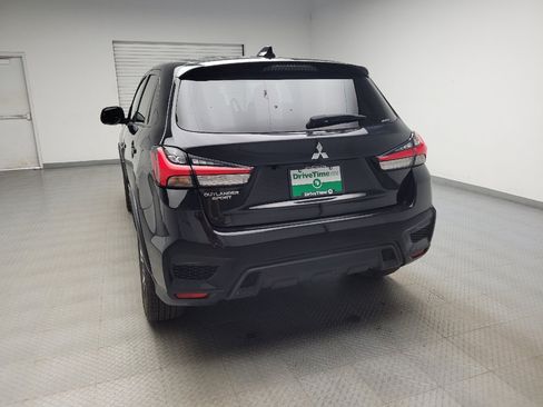 Used 2025 Mitsubishi Outlander Sport ES AWD/4WD image 6