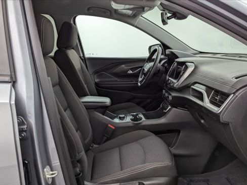 Used 2023 GMC Terrain SLE w/ Driver Convenience Package image 22