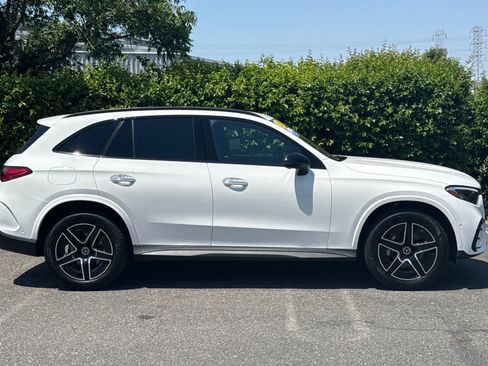Certified 2026 Mercedes-Benz GLC 300 4MATIC image 2