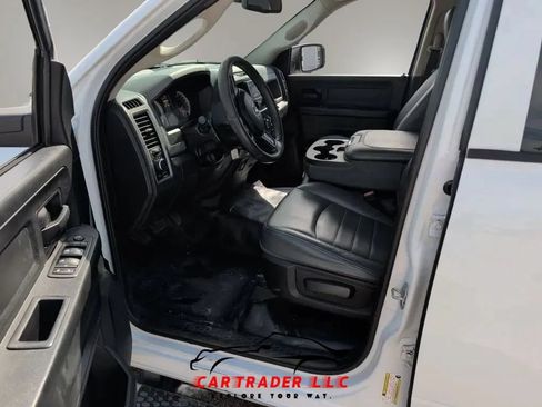 Used 2018 RAM 1500 Tradesman RWD image 19