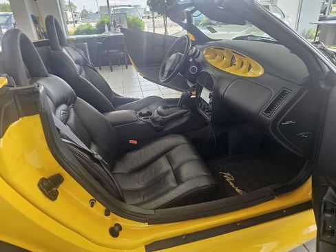 Used 1999 Plymouth Prowler RWD image 12