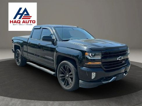 Used 2017 Chevrolet Silverado 1500 LT w/ All Star Edition AWD/4WD image 3