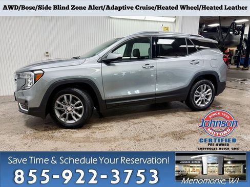 Certified 2024 GMC Terrain SLT w/ Infotainment Package II image 1